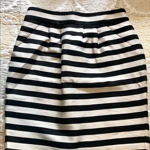 Banana Republic Black & Tan (white) striped skirt